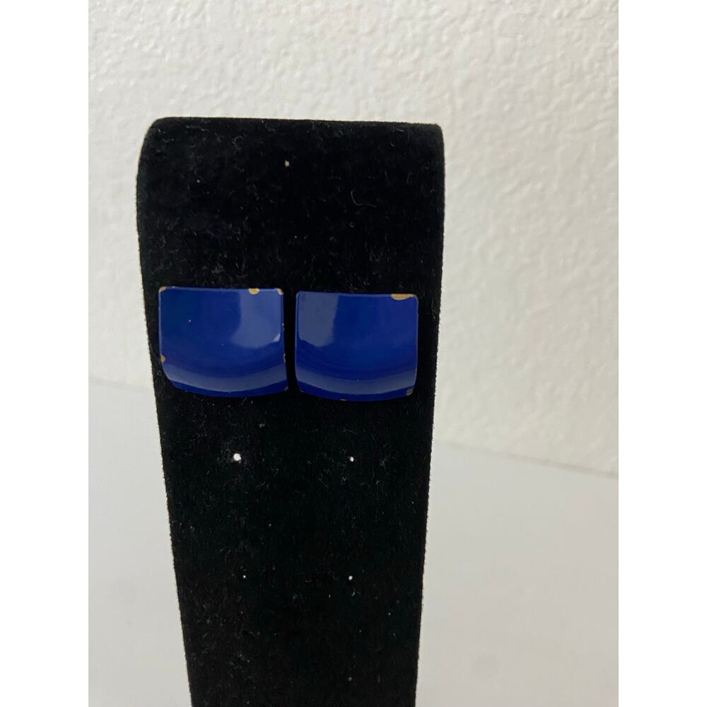 Blue square earrings